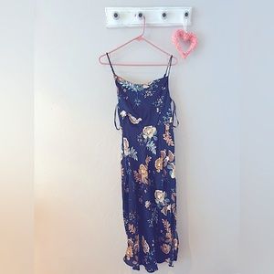 Blue flowery dress with slit on side